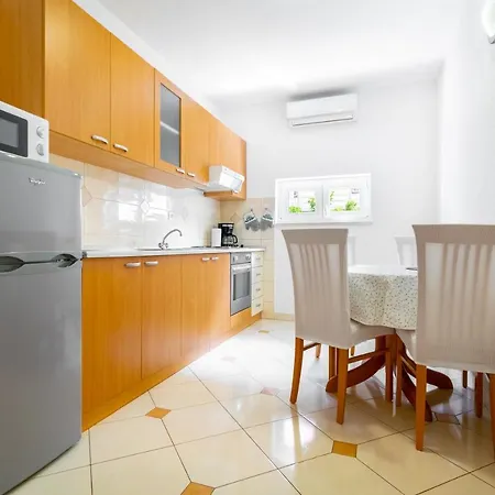 Apartamento Roko *