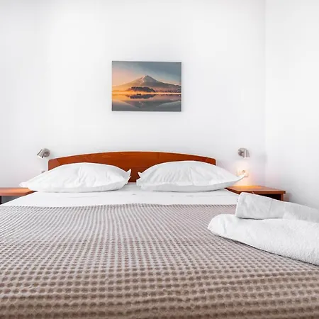 Roko Apartamento Baška Voda